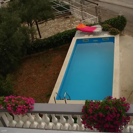 Angela Apartment *