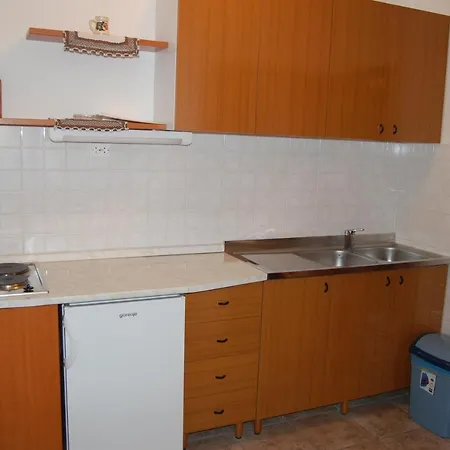 Angela Apartment Krk Town